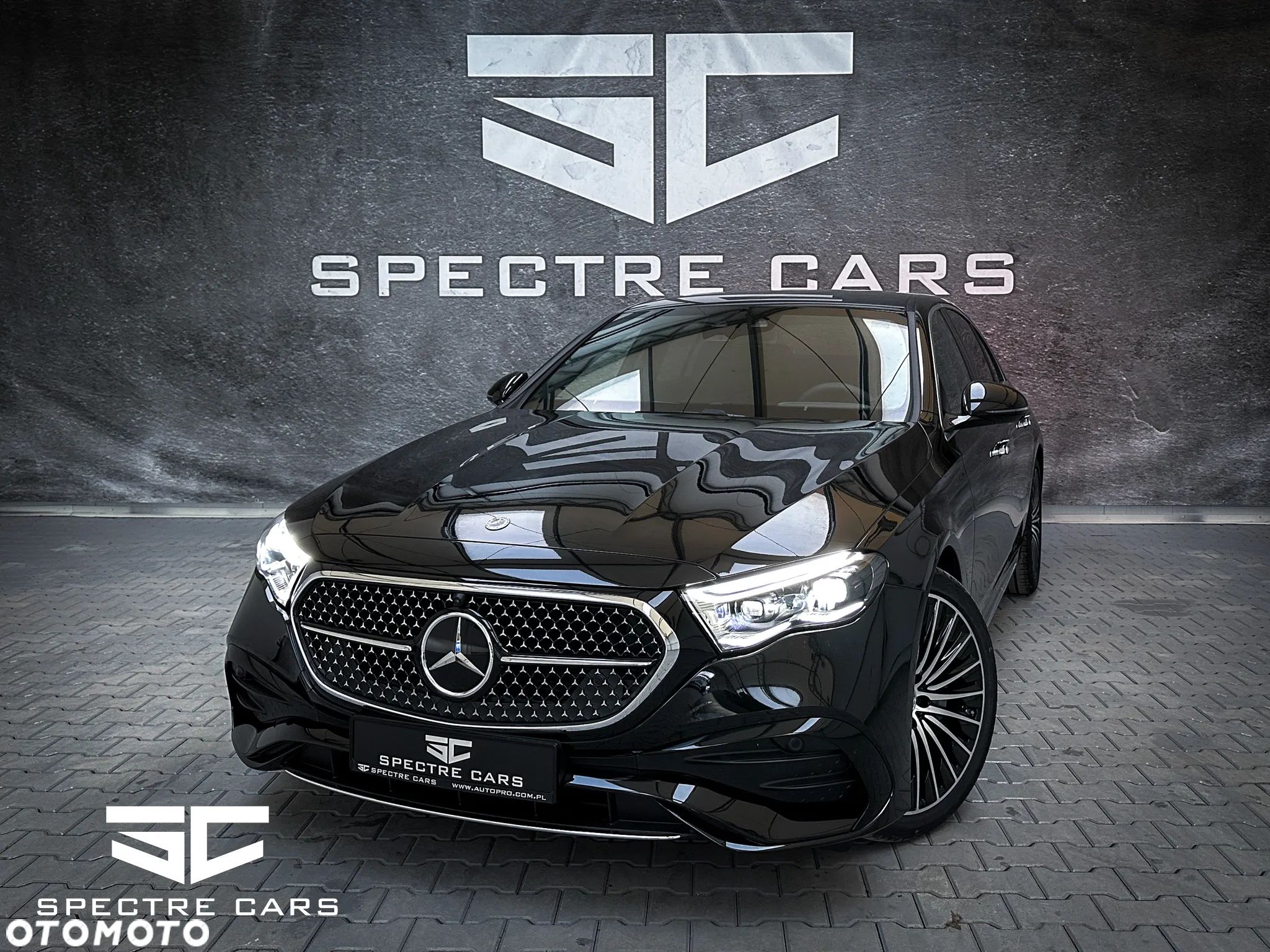 Mercedes-Benz Klasa E 200 T 4Matic 9G-TRONIC Edition AMG Line - 1