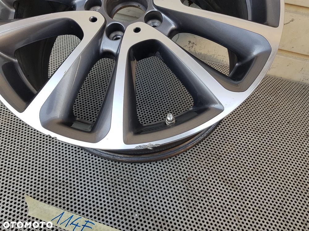 Mercedes W213 E Felga 8x18 ET43 - 2