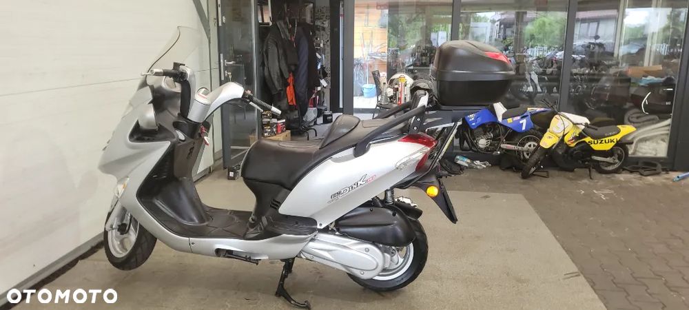 Kymco Dink - 22