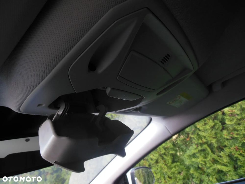 Ford Focus - 22