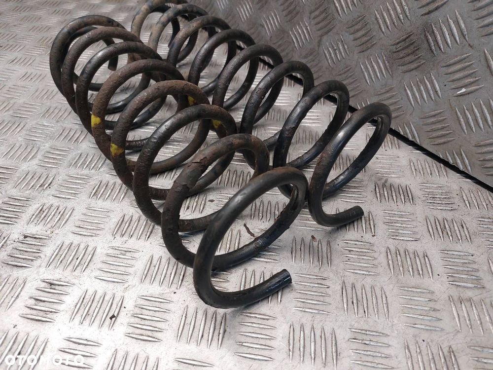 SPRĘŻYNA ZAWIESZENIA TYŁ LANCIA LYBRA I SEDAN - 2