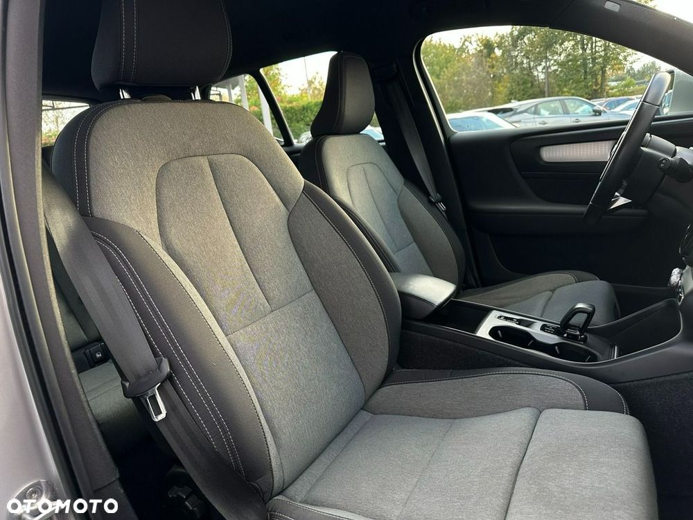 Volvo XC 40 T4 Plug-In Hybrid Core - 17