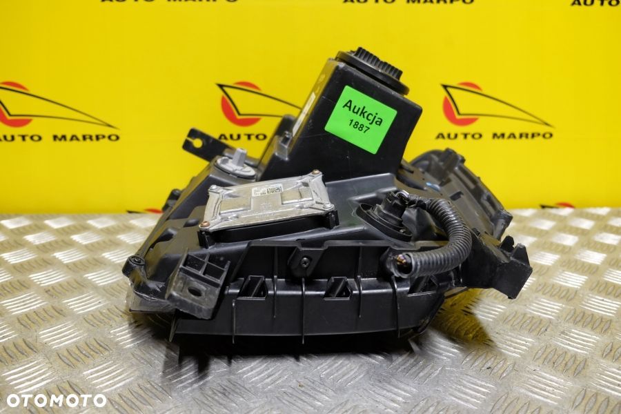 GMC SIERRA 2016-2018 REFLEKTOR LAMPA XENON R USA - 13