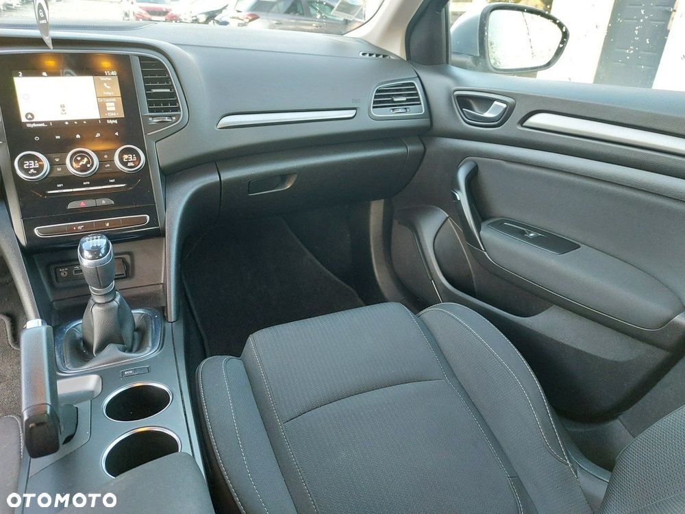 Renault Megane 1.5 Blue dCi Intens - 20