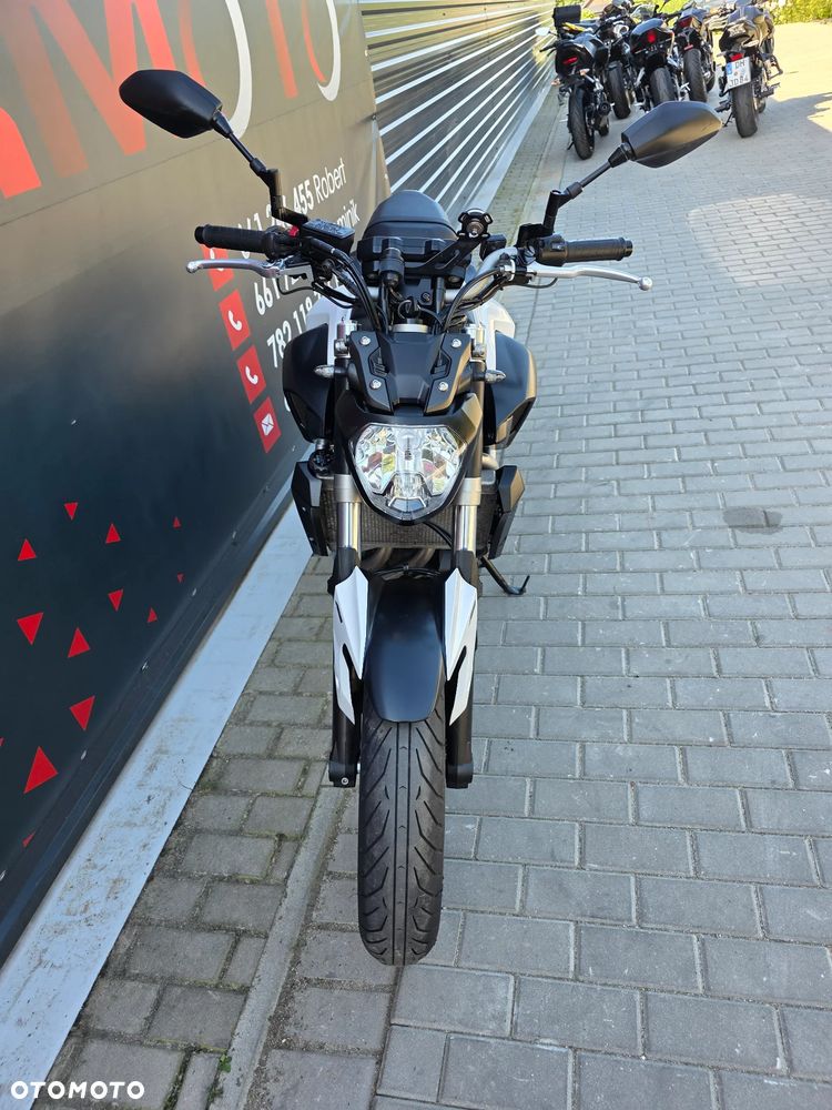 Yamaha MT - 15