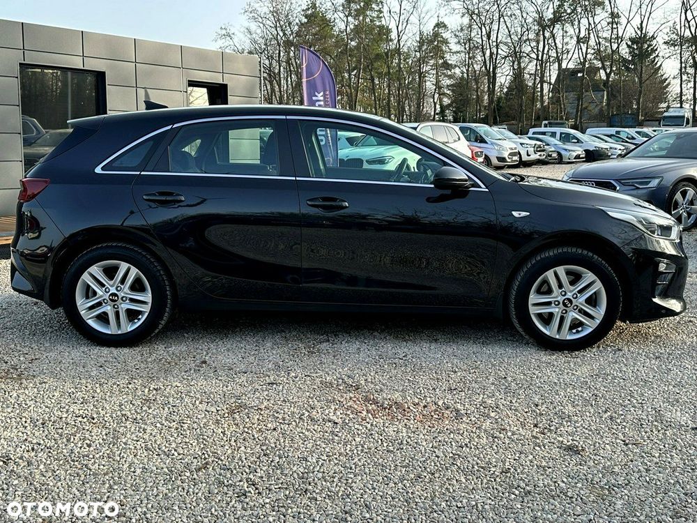 Kia Ceed - 8