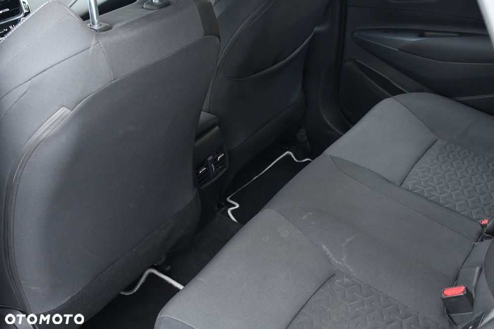 Toyota Corolla 1.8 Business Edition - 23