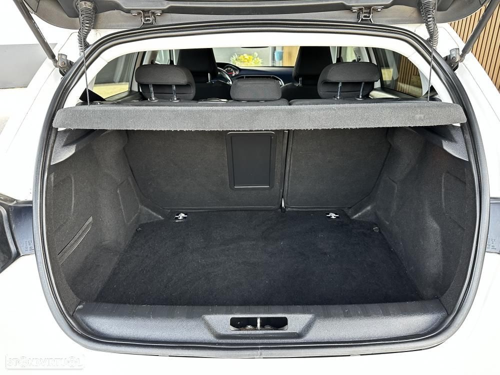 Peugeot 308 1.6 BlueHDi Allure - 46
