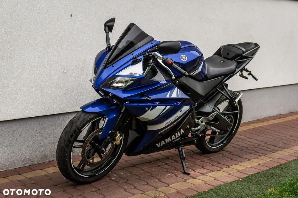Yamaha YZF - 6