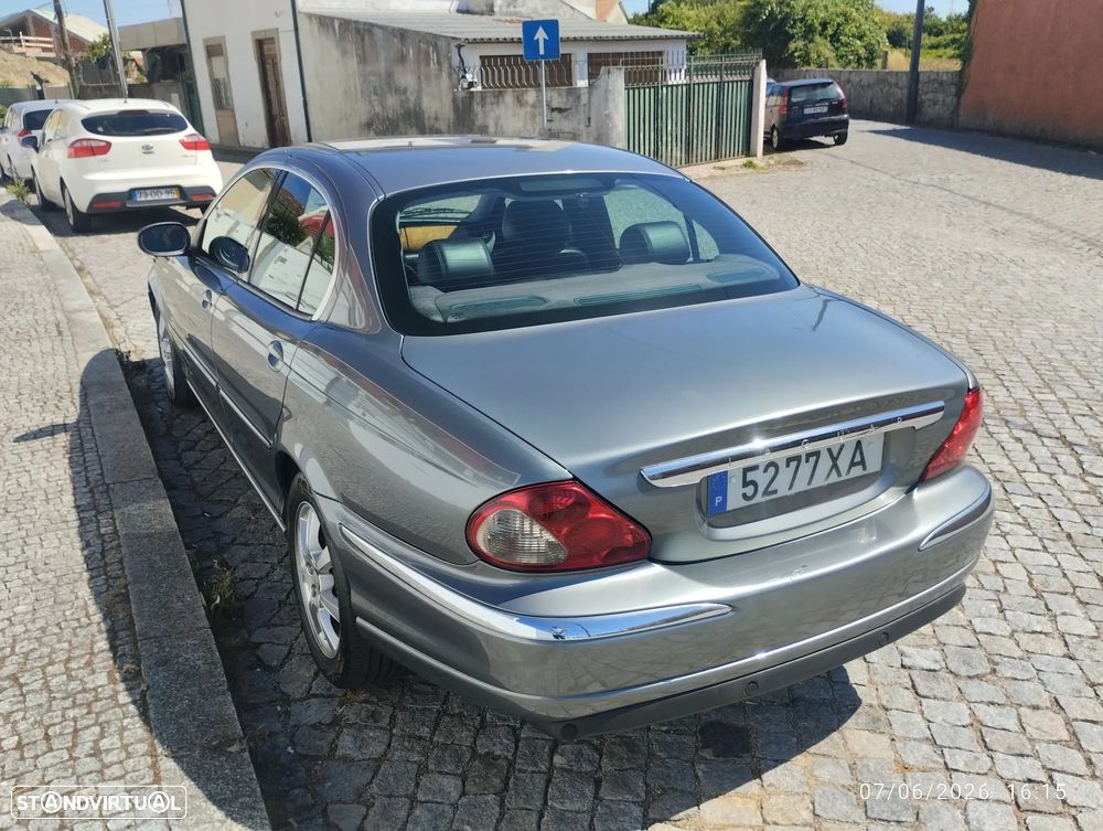Jaguar X-Type 2.0 D Classic - 6