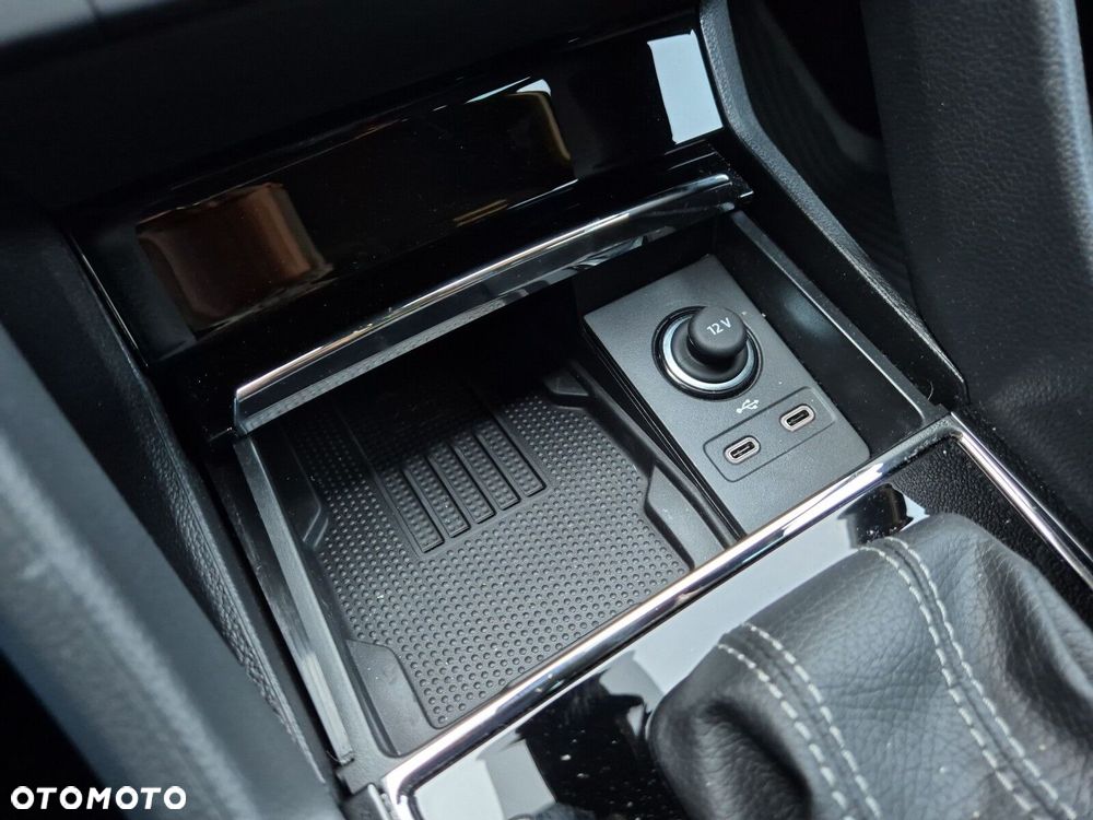 Skoda Karoq 1.5 TSI ACT Sportline DSG - 36
