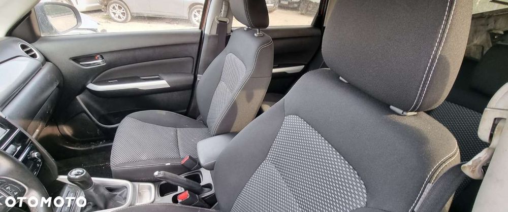 Suzuki Vitara - 8