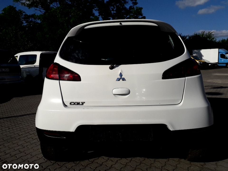 Mitsubishi Colt CZ3 1.3 Invite - 13