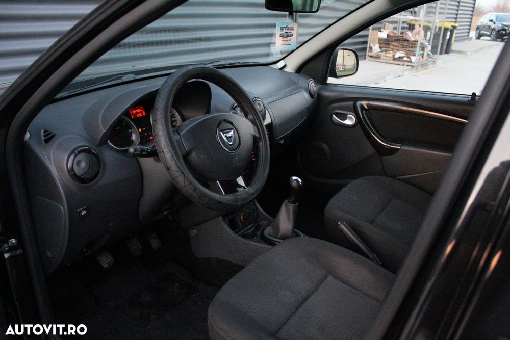 Dacia Duster 1.6 4x2 Prestige - 9