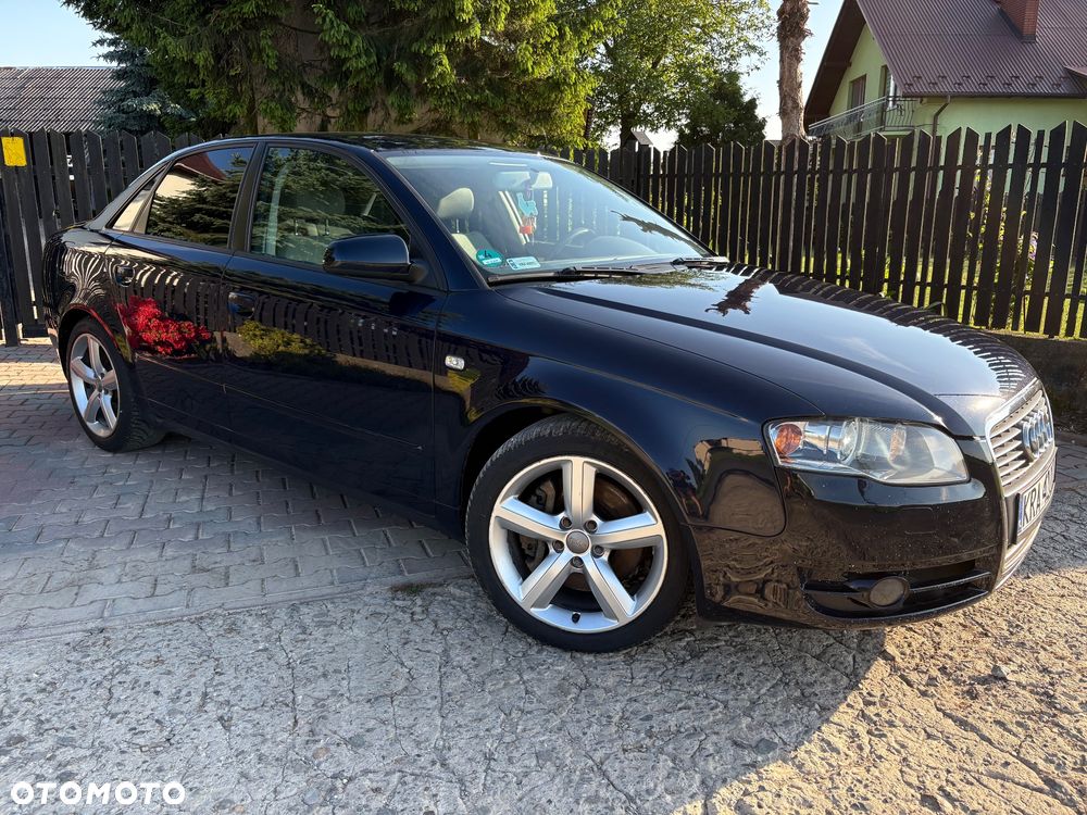 Audi A4 Limousine 3.0 TDI DPF quattro - 4