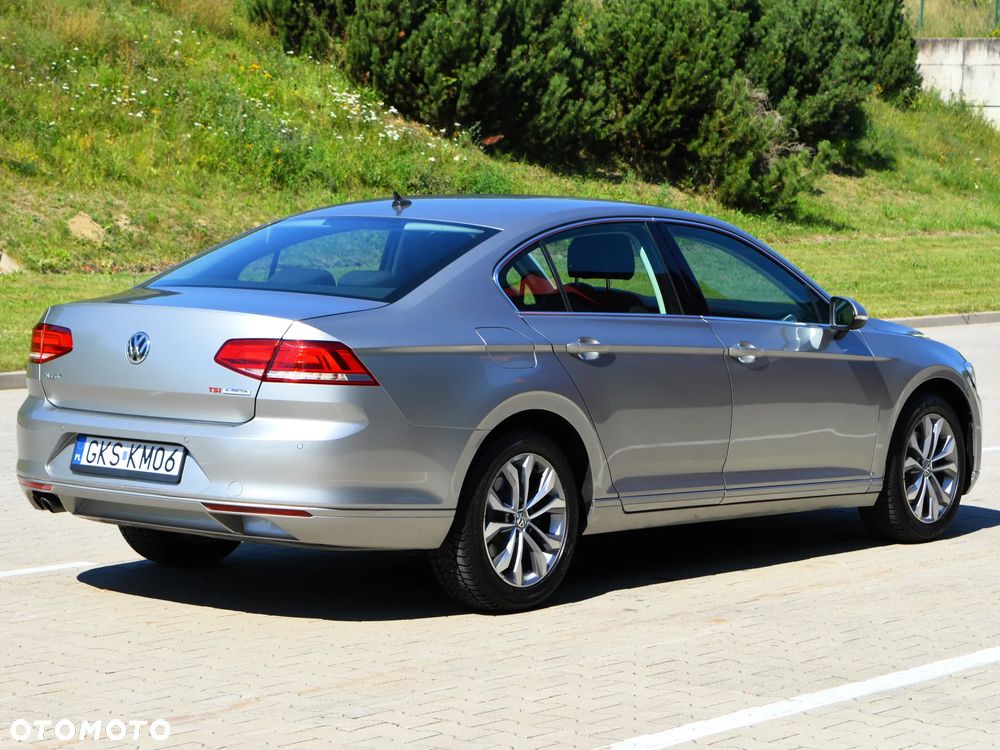 Volkswagen Passat 1.8 TSI BMT Comfortline DSG - 2