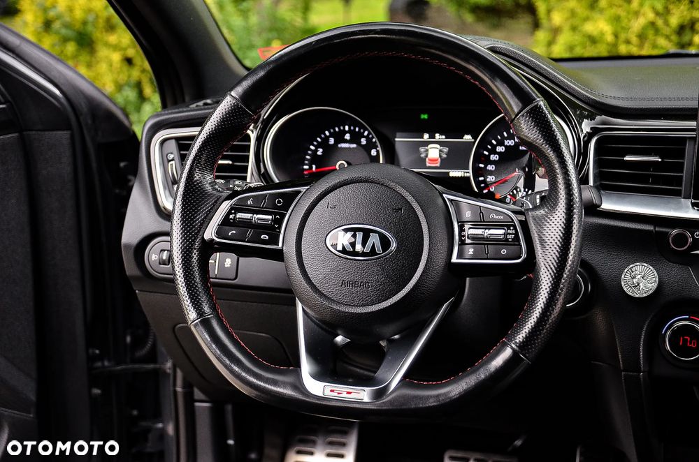 Kia Ceed 1.6 T-GDI DCT7 OPF GT - 33