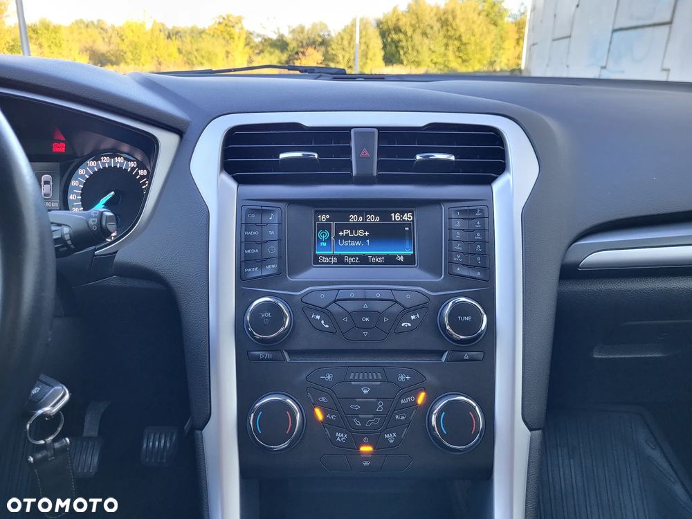 Ford Mondeo 1.5 EcoBoost Gold Edition - 12