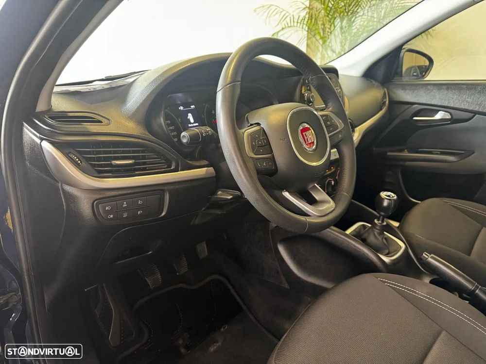 Fiat Tipo 1.6 MultiJet Lounge - 36