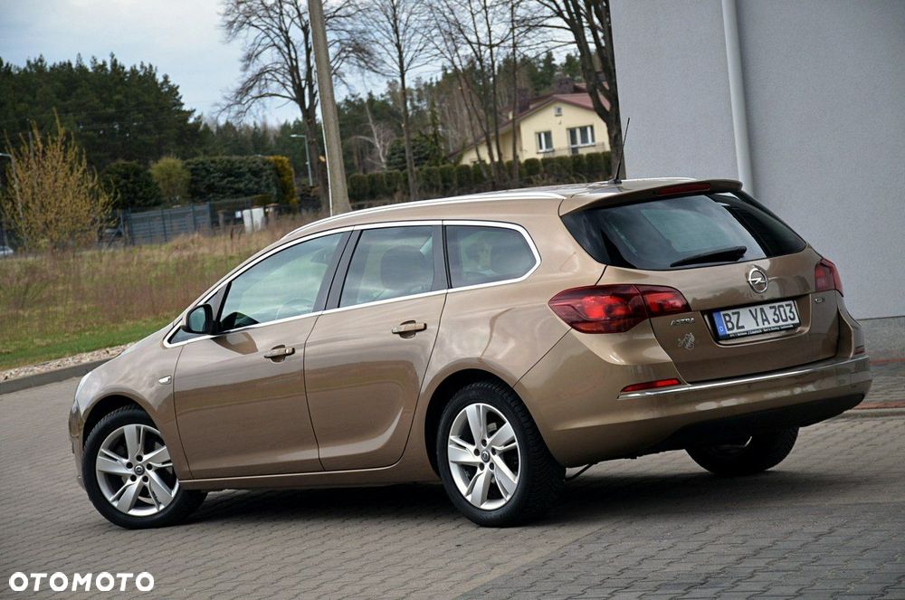 Opel Astra - 12