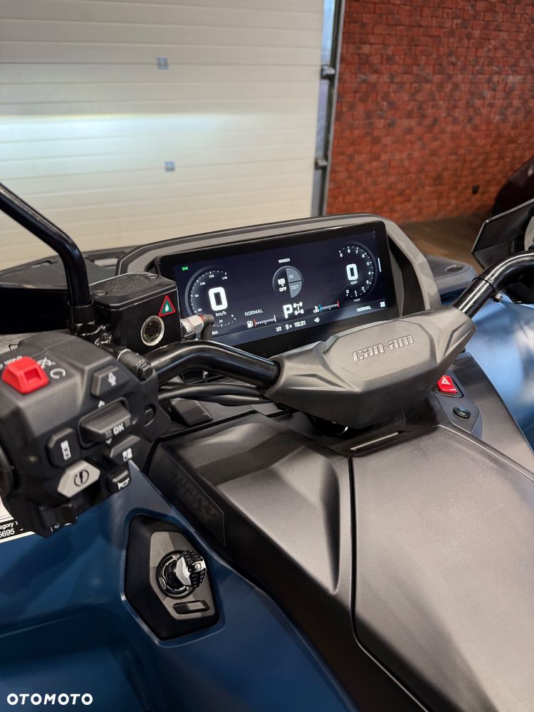 Can-Am Outlander Max - 16
