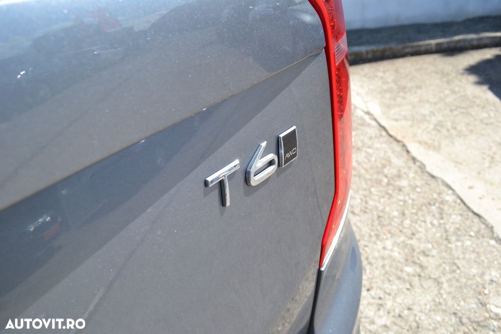 Volvo XC 90 T6 AWD Momentum - 27