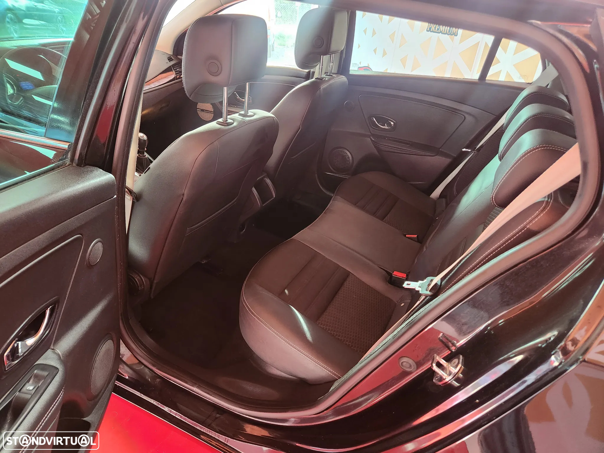 Renault Mégane Sport Tourer ENERGY dCi 130 BOSE EDITION - 25
