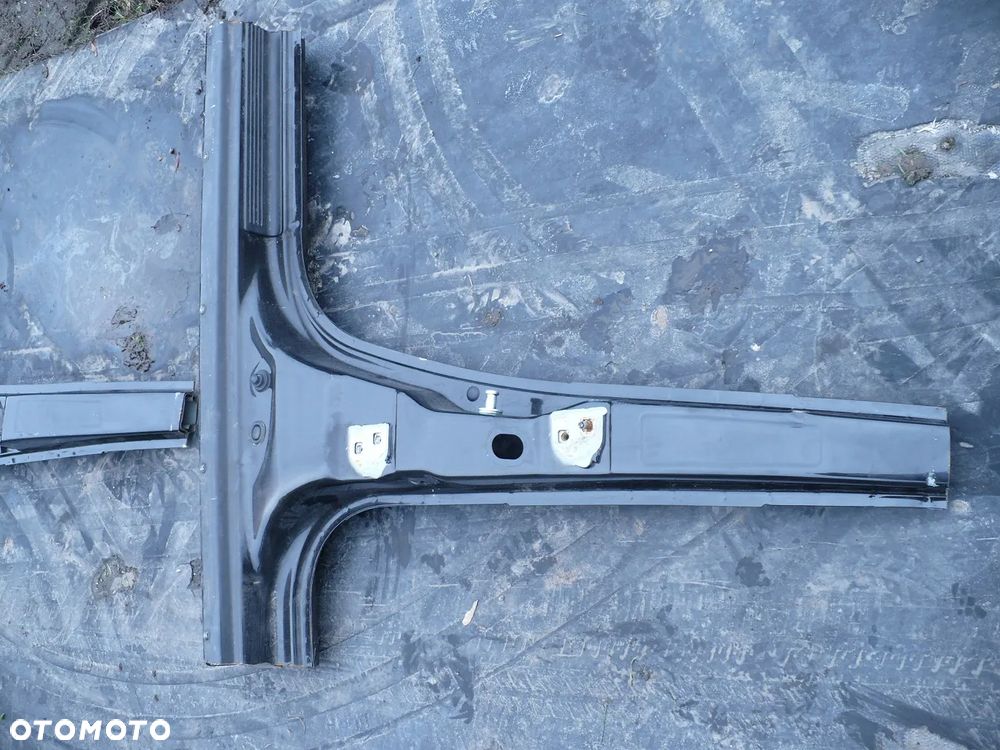 duster I SLUPKI SRODKOWE B PROG PRAWY LEWY EU. ORYG - 4