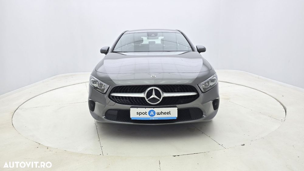 Mercedes-Benz A - 2