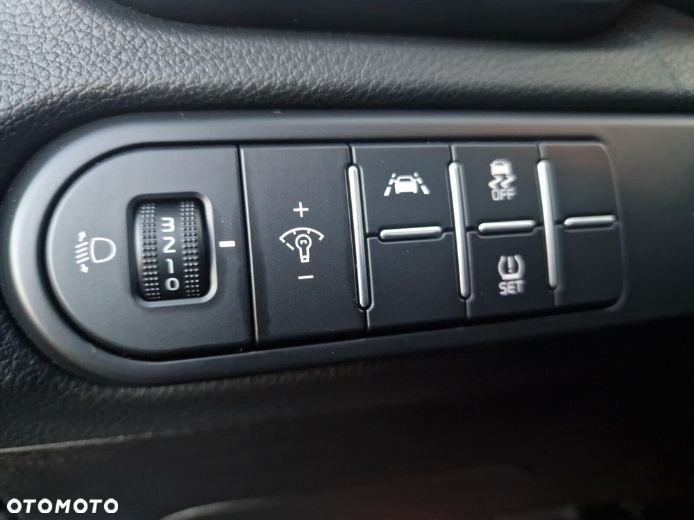 Kia XCeed 1.6 CRDi SCR L DCT - 19