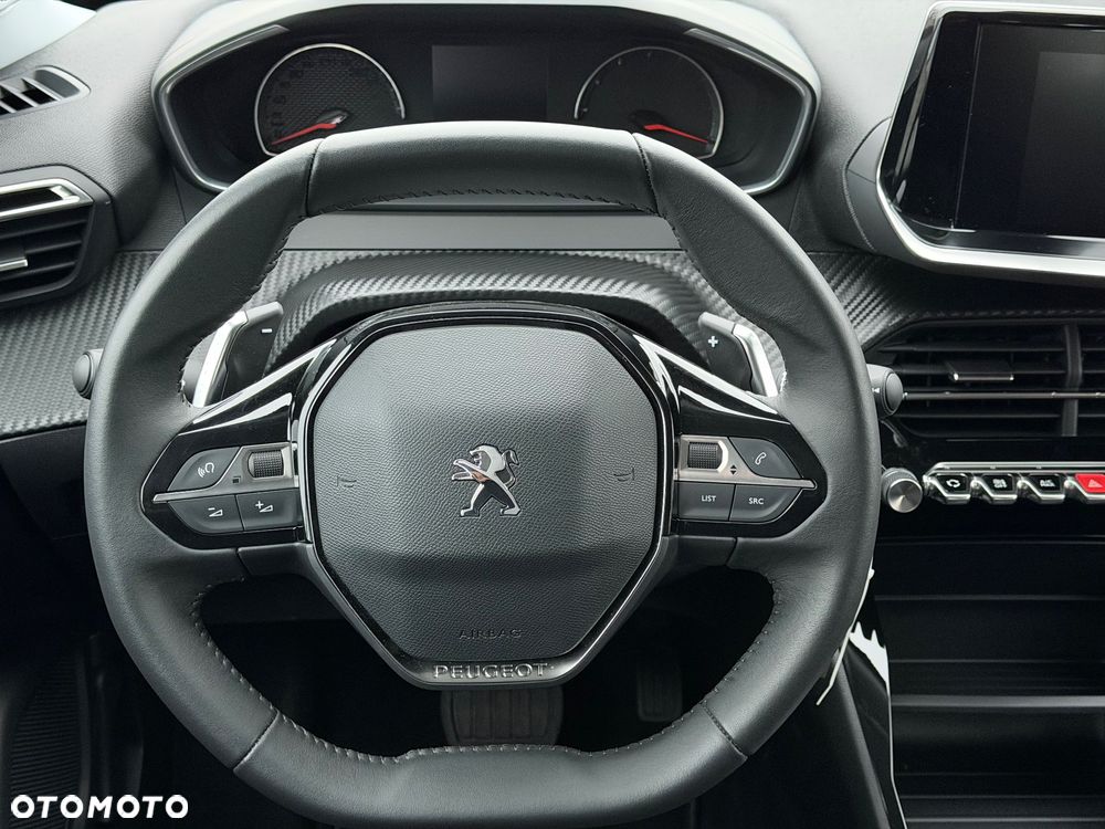 Peugeot 2008 PureTech 130 EAT8 Active Pack - 18