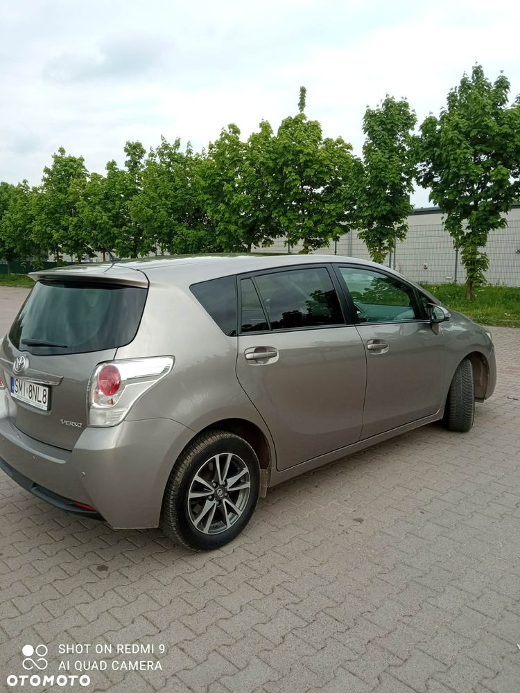 Toyota Verso 1.8 Premium - 5