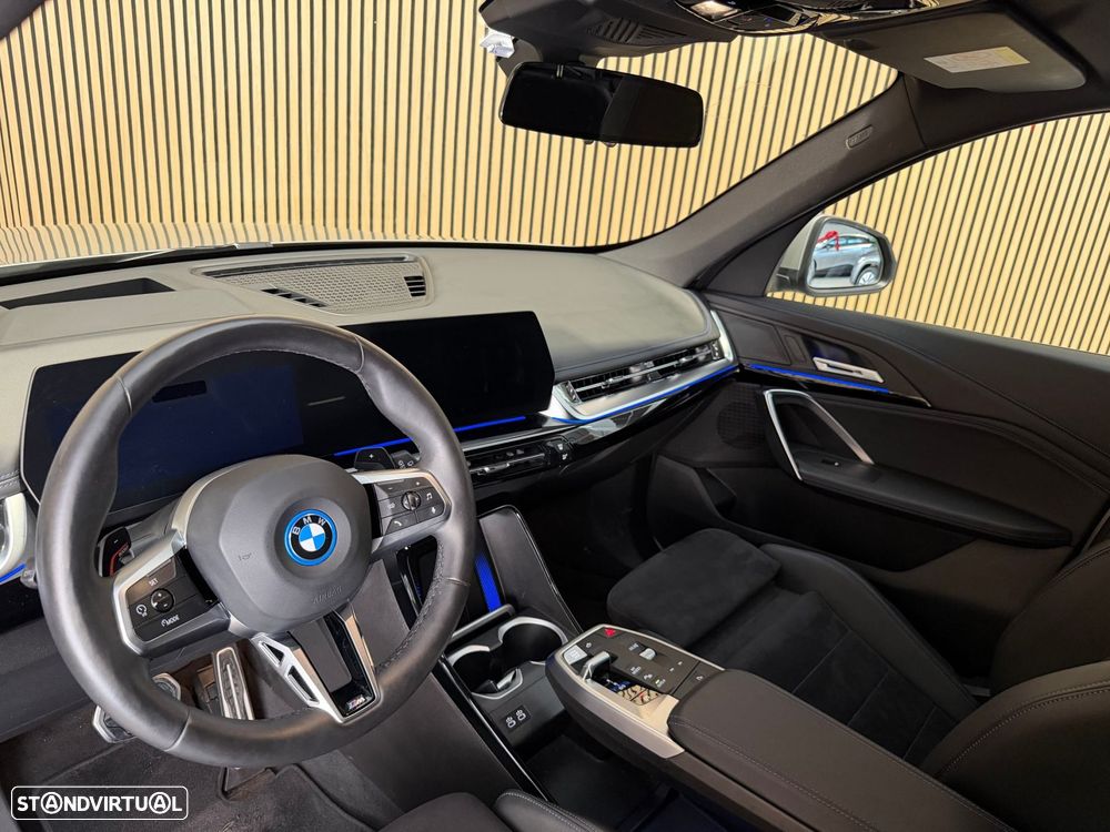 BMW X1 xDrive25e Pack Desportivo M - 4