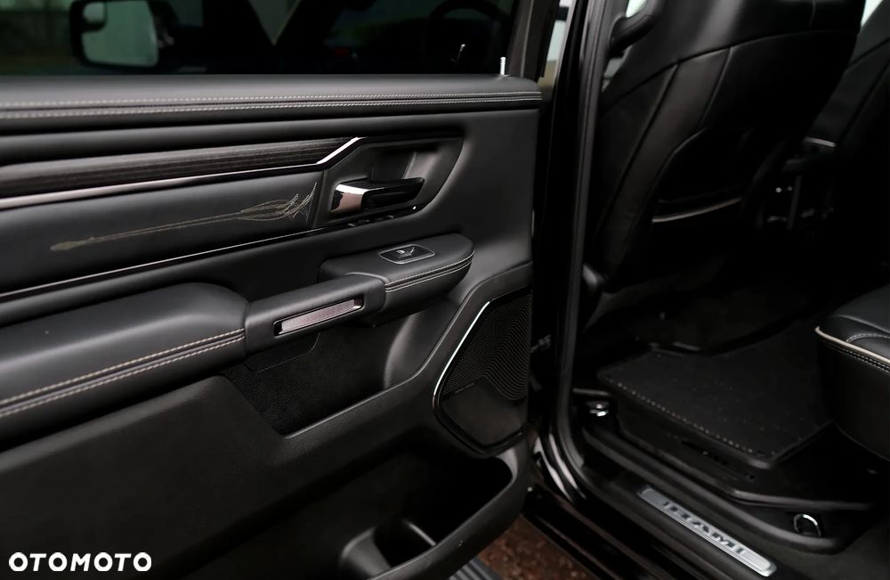 RAM 1500 5.7 Crew Cab Limited - 39