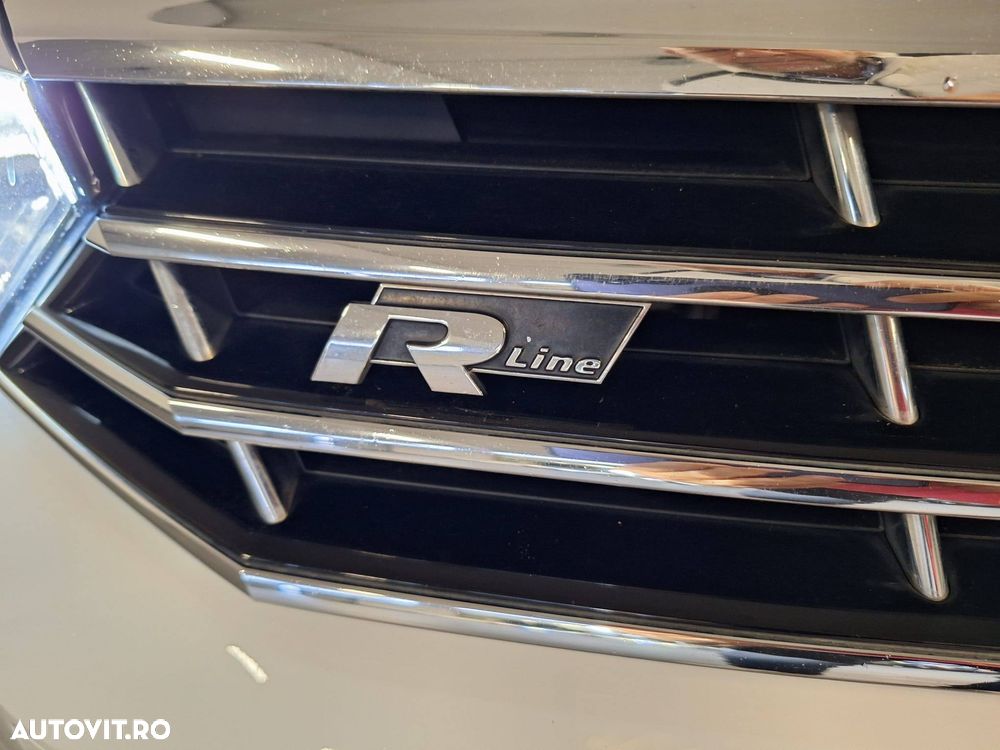 Volkswagen Passat 2.0 TDI SCR DSG Highline - 12