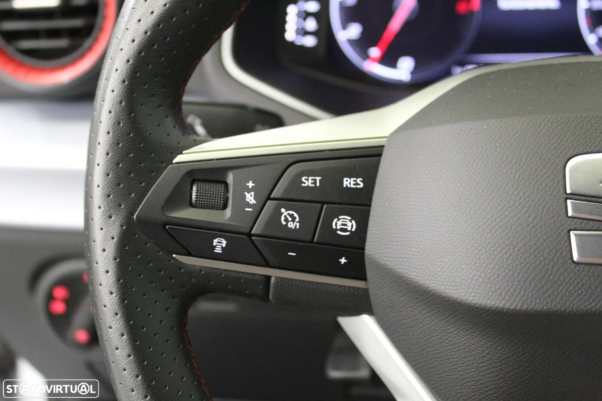 SEAT Ibiza 1.0 TSI FR - 18