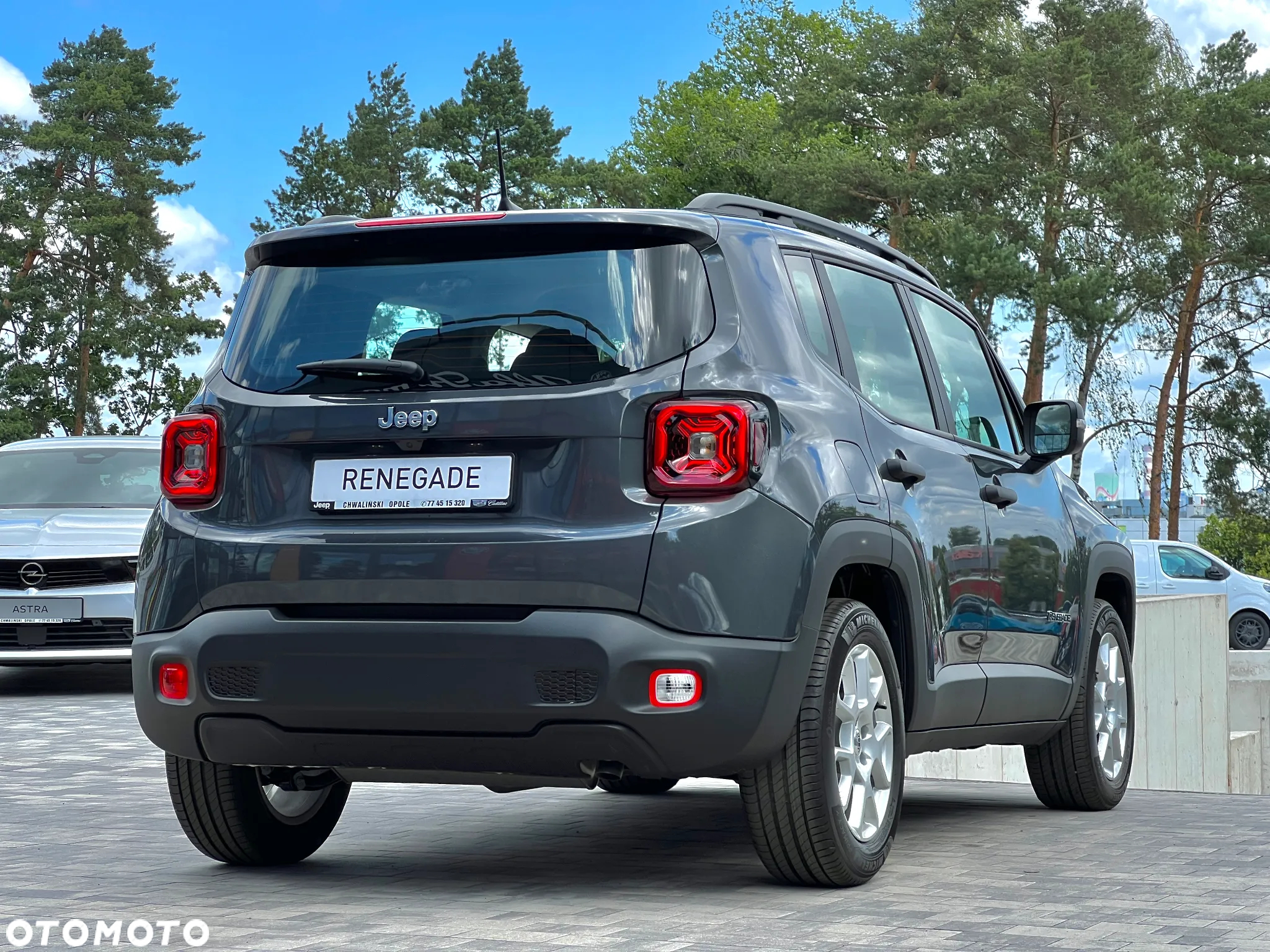 Jeep Renegade 1.5 T4 mHEV FWD S&S DCT - 9
