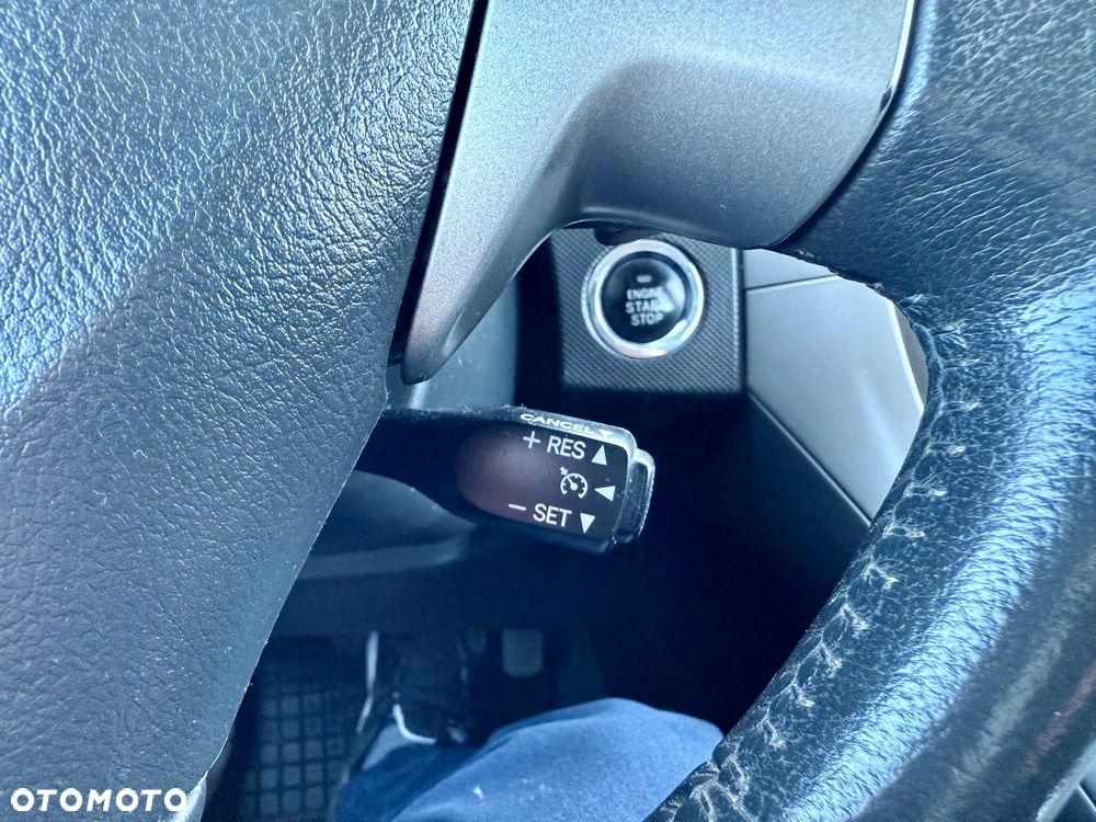 Toyota Auris 1.6 VVT-i Multimode Executive - 17