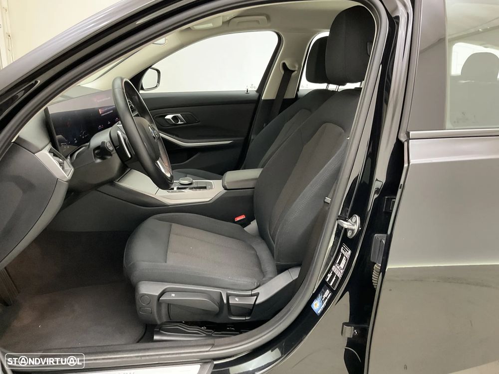 BMW 320 d Auto - 22