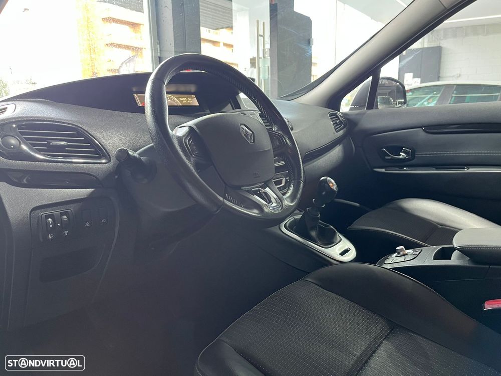 Renault Grand Scénic Energy dCi 110 S&S Bose Edition - 31