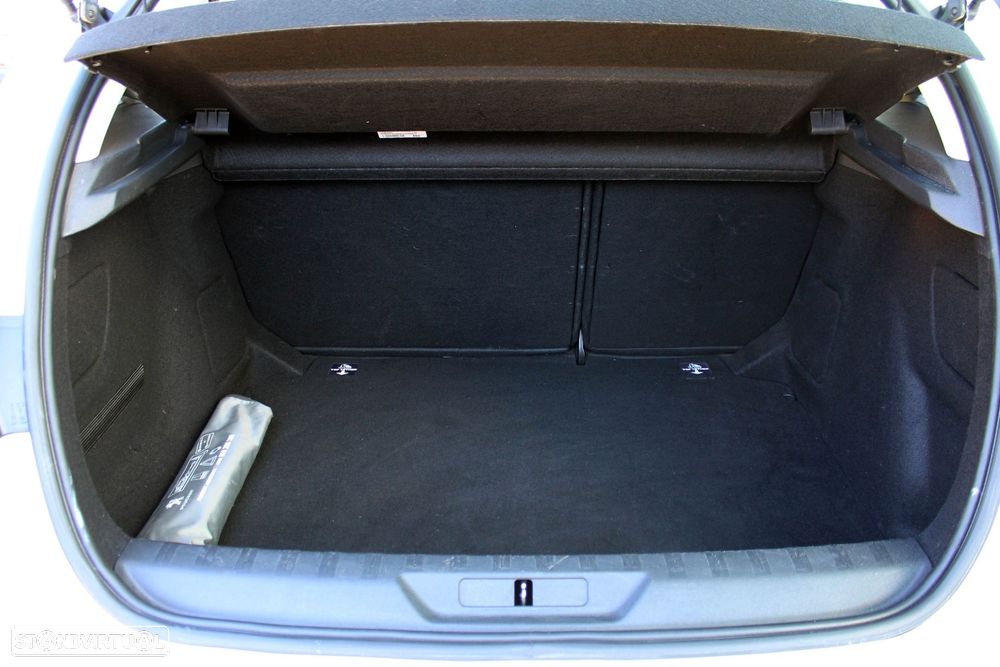 Peugeot 308 1.5 BlueHDi Style - 21