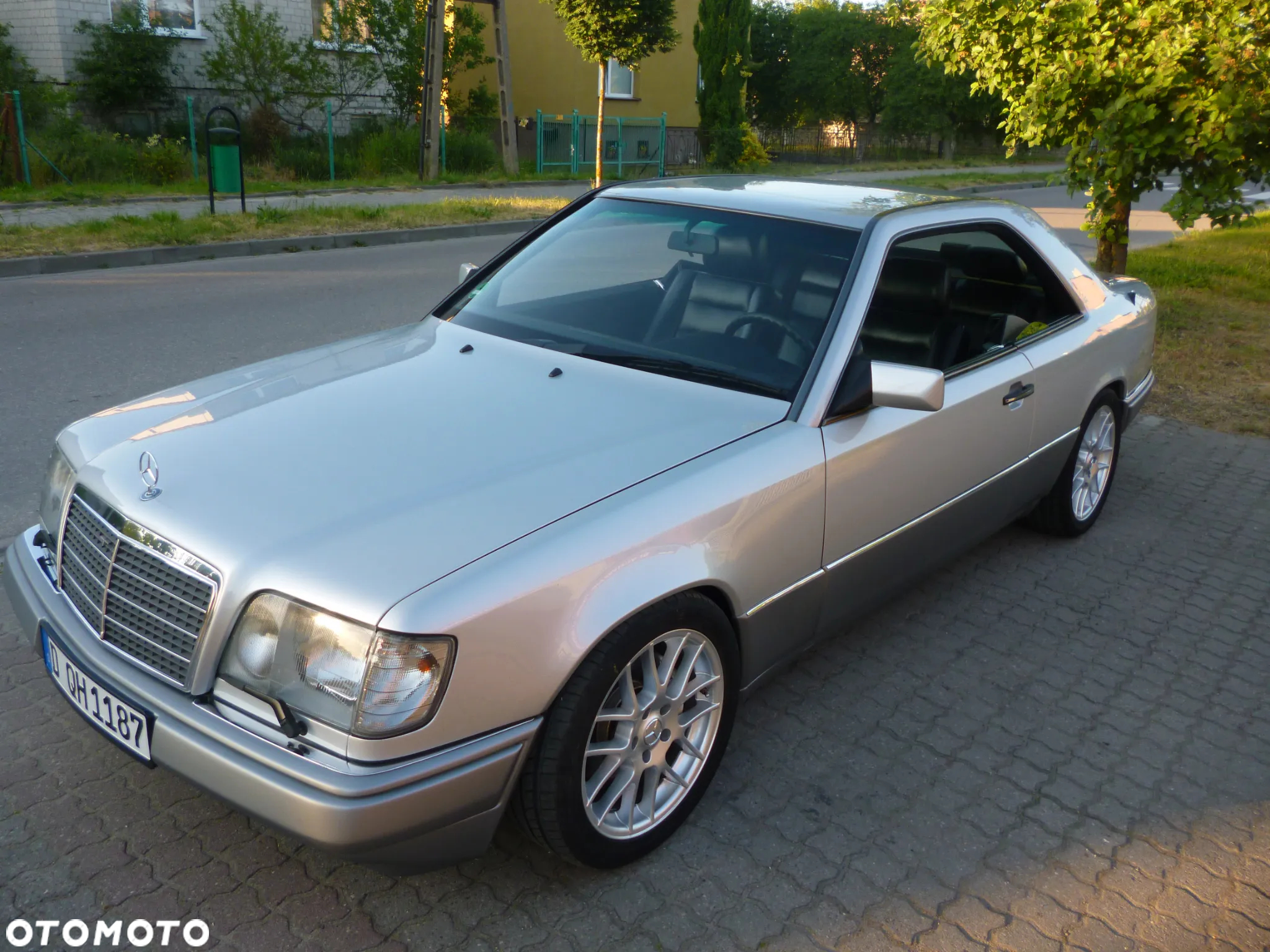 Mercedes-Benz Klasa E 320 - 13