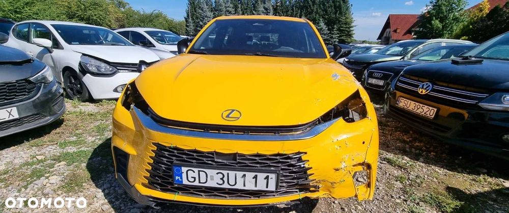 Lexus LBX - 16