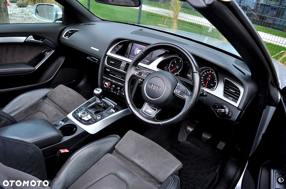 Audi A5 Cabrio - 32