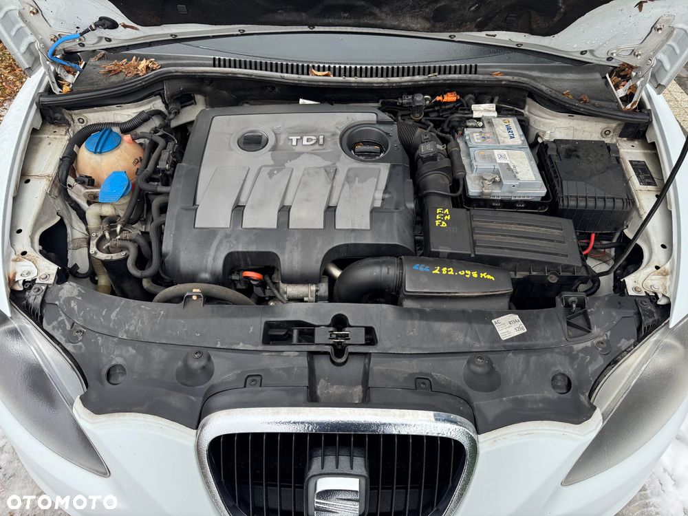 Seat Leon 1.6 TDI DPF Reference Copa - 11