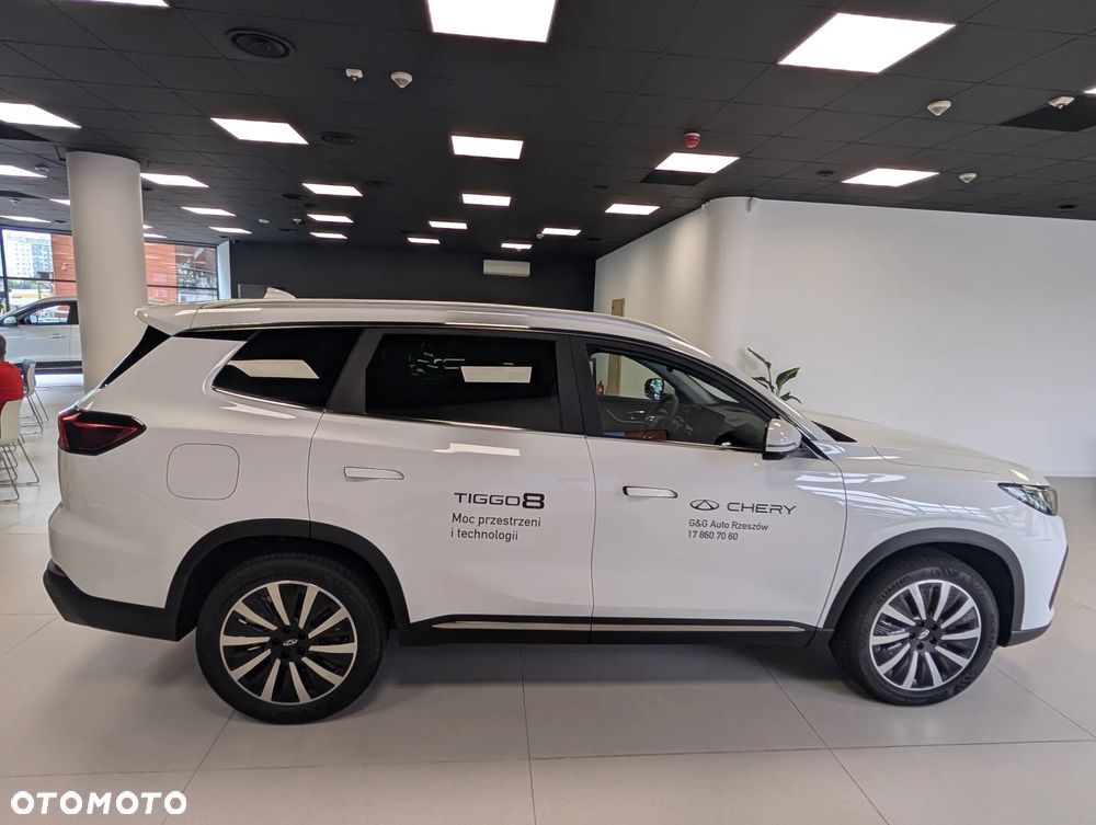 Chery Tiggo 8 1.5 T-GDI Super Hybrid Prestige DCT - 10