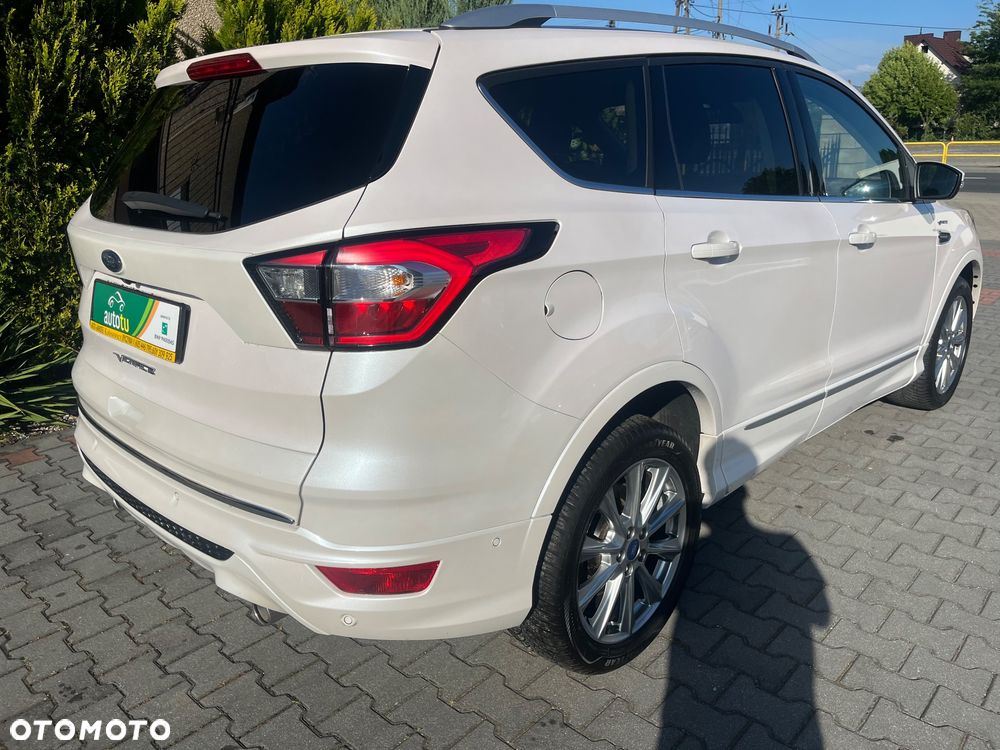 Ford Kuga 1.5 EcoBoost 2x4 Vignale - 3