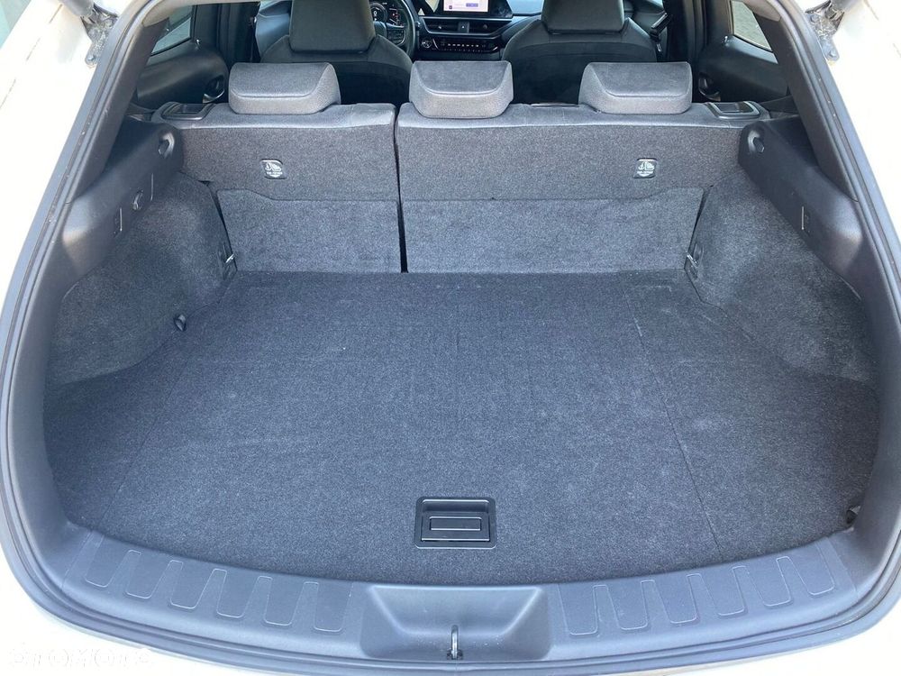 Lexus UX 250h GPF Business 2WD - 33