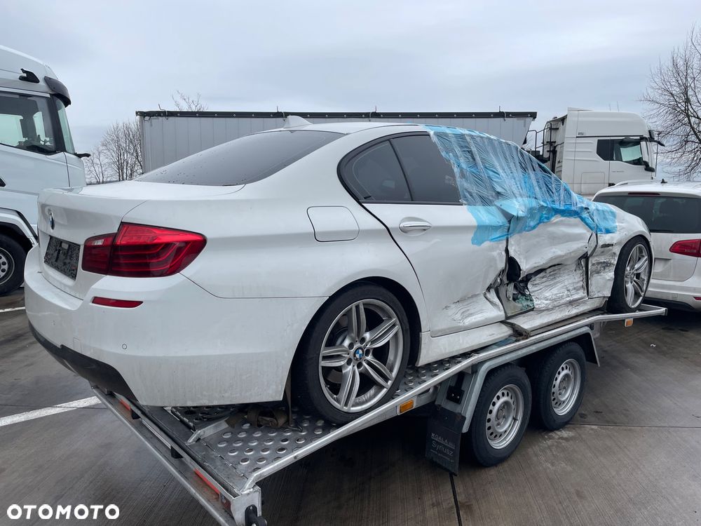 BMW Seria 5 525d Sport-Aut - 6