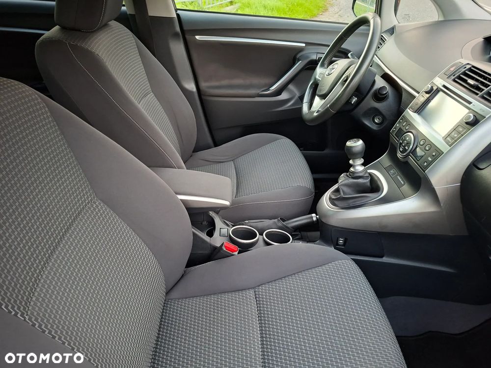Toyota Verso - 15